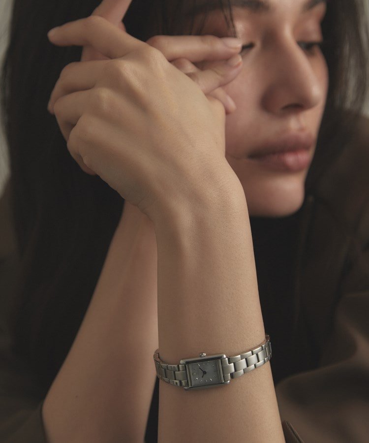 COCOSHNIK｜SSスクエアメタルバンド ウォッチ(シルバー旭光