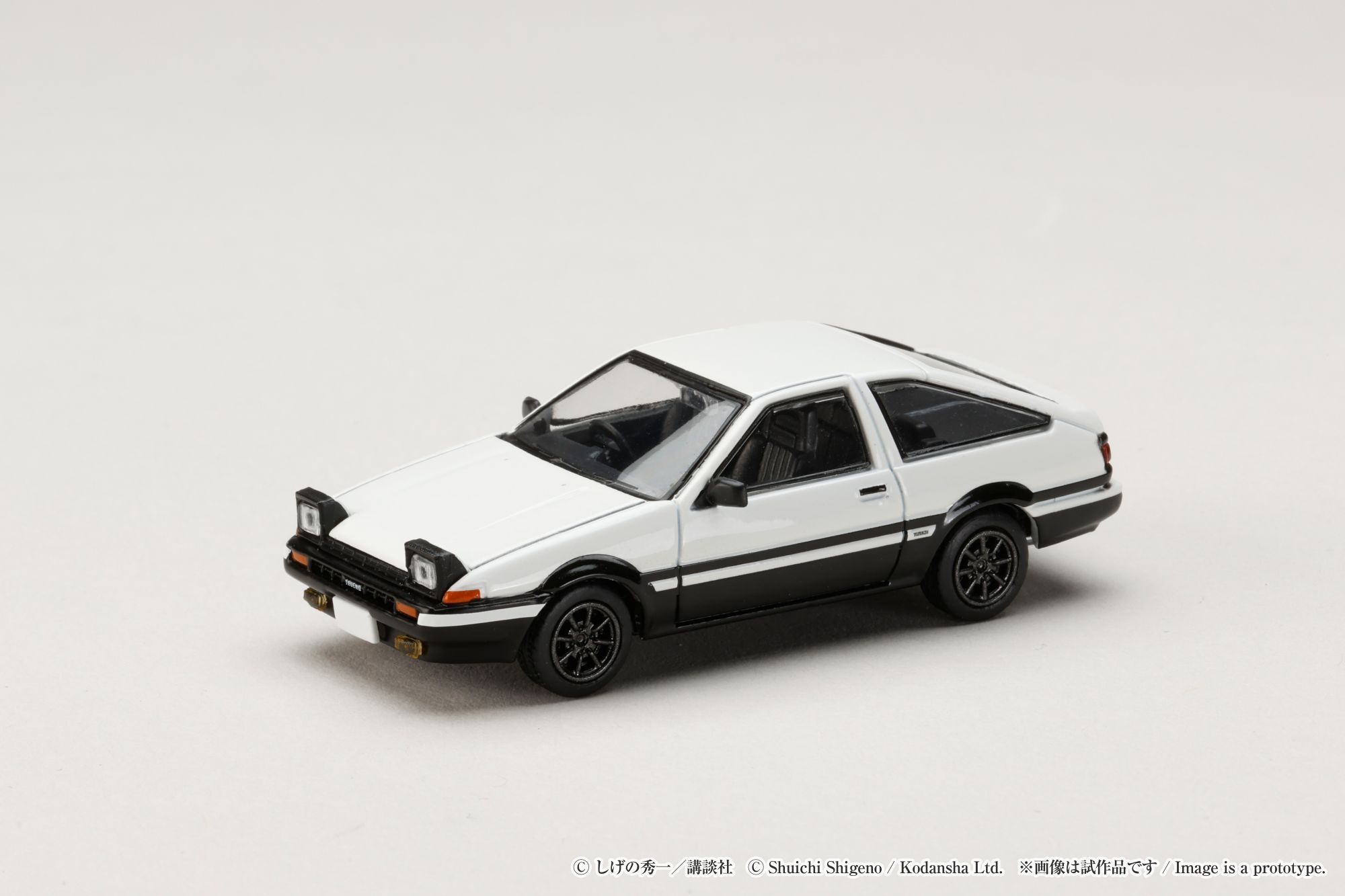 1/64 Toyota SPRINTER TRUENO (AE86) / 頭文字D 藤原 拓海 VS 舘 智幸