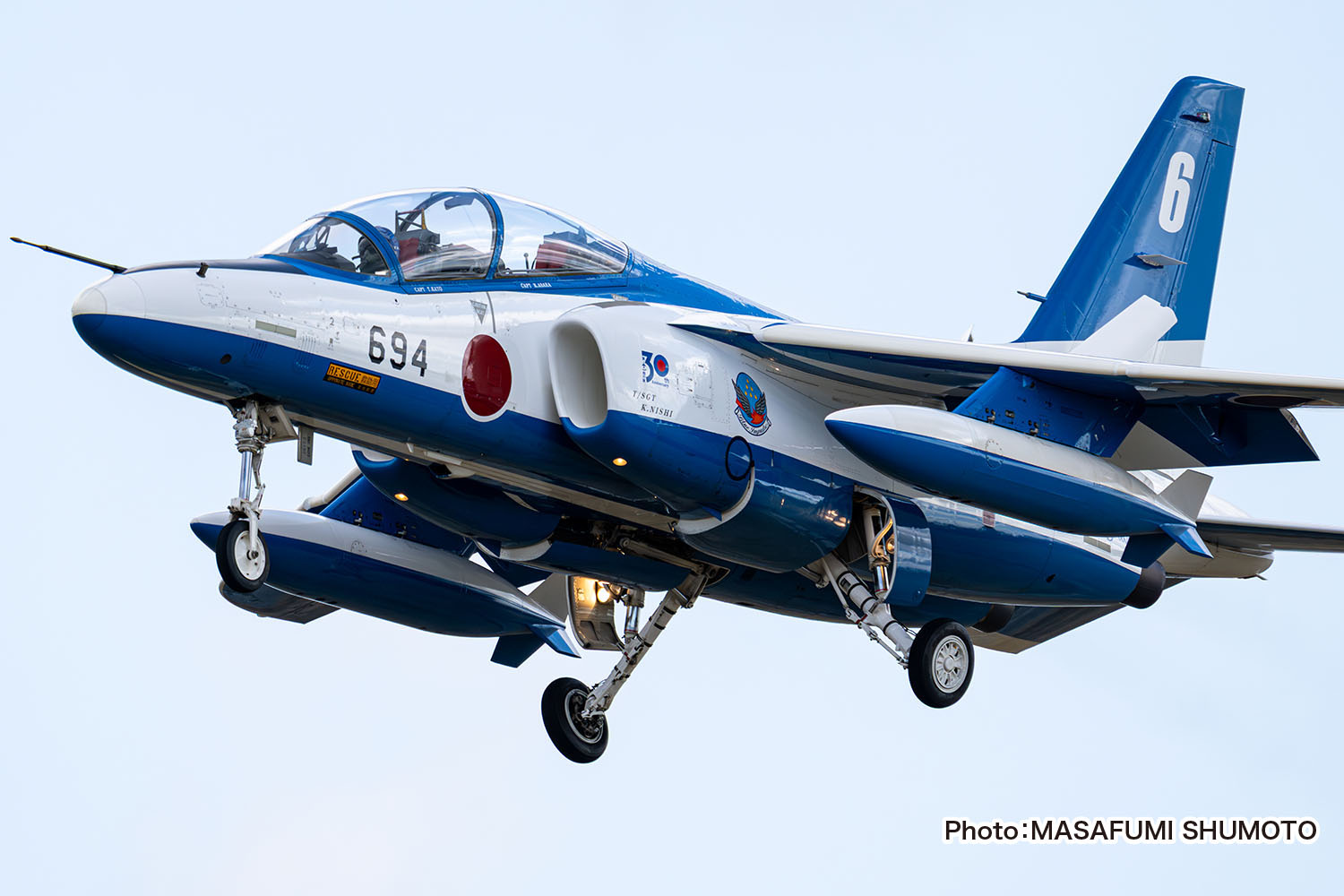 1/100 航空自衛隊 T-4 ブルーインパルス 2025 B.I 30th Year【BLU-2025