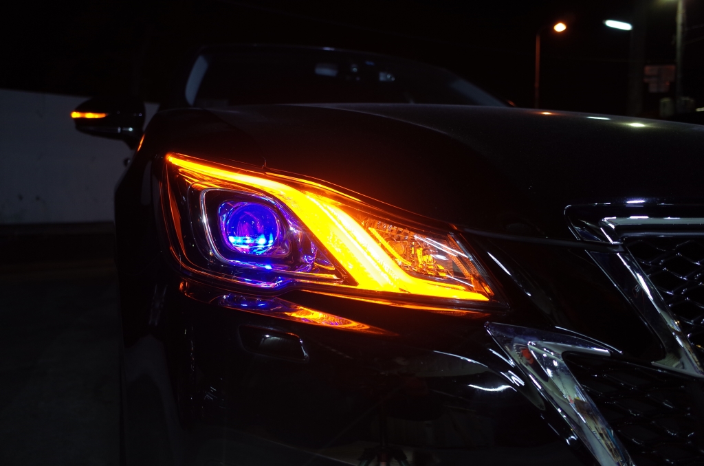 210系クラウンアスリート後期型のヘッドライト加工 | トレードゲート