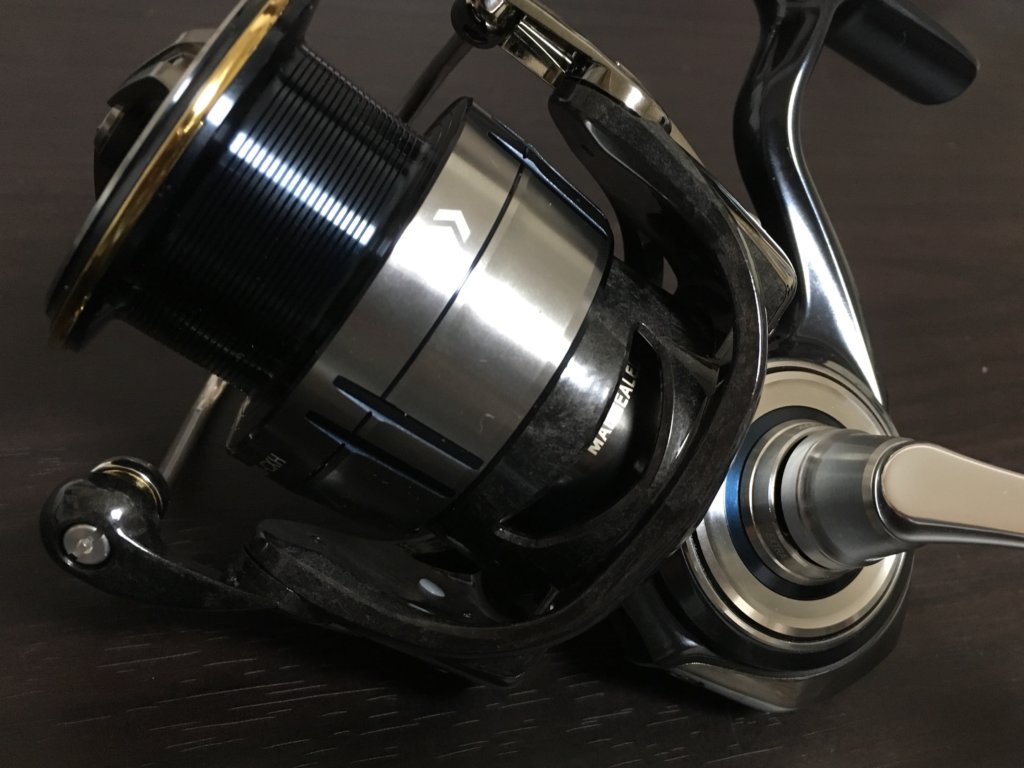 Daiwa 19 CERTATE LT 4000-CXH 替えスプール付き ダイワ CERTATE