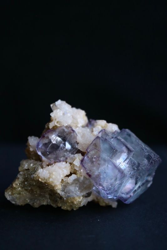 自然のままのワイルドな姿が魅力！大地のパワーを感じられる母岩付き