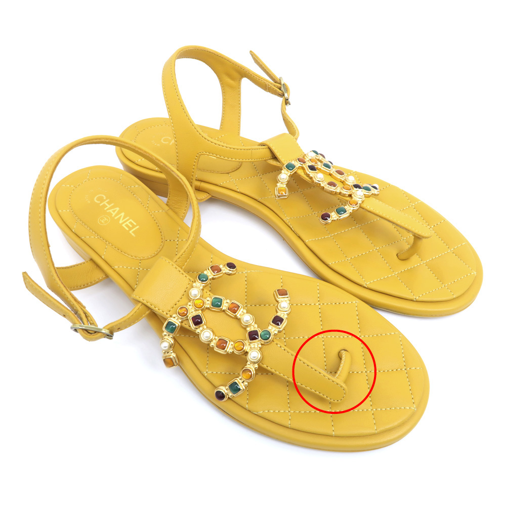 まるこ CHANEL フラットサンダル トングサンダル 2024年 春夏 新作