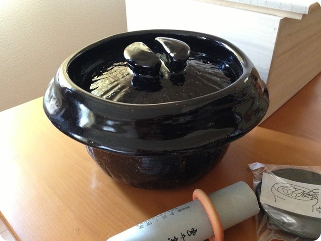 兔夫人】雲井窯鴨釉きまぐれ御飯鍋- 愛料理生活誌