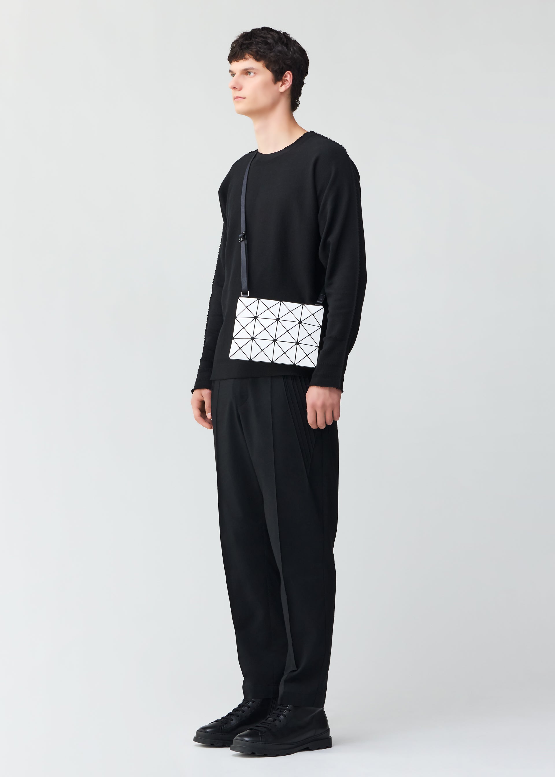 LUCENT – ISSEY MIYAKE ONLINE STORE