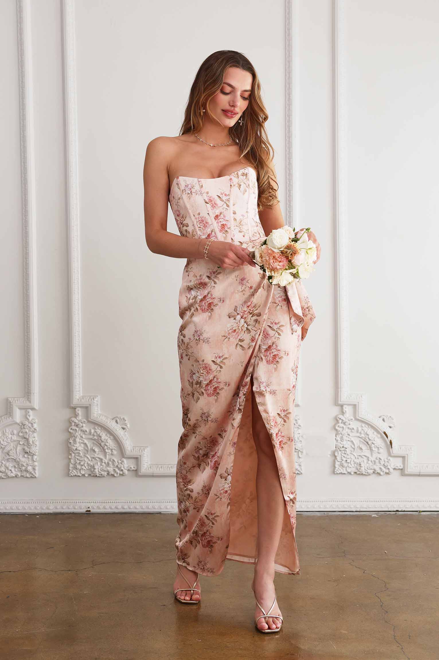 The June Dress in Peach Tapestry – V. Chapman
