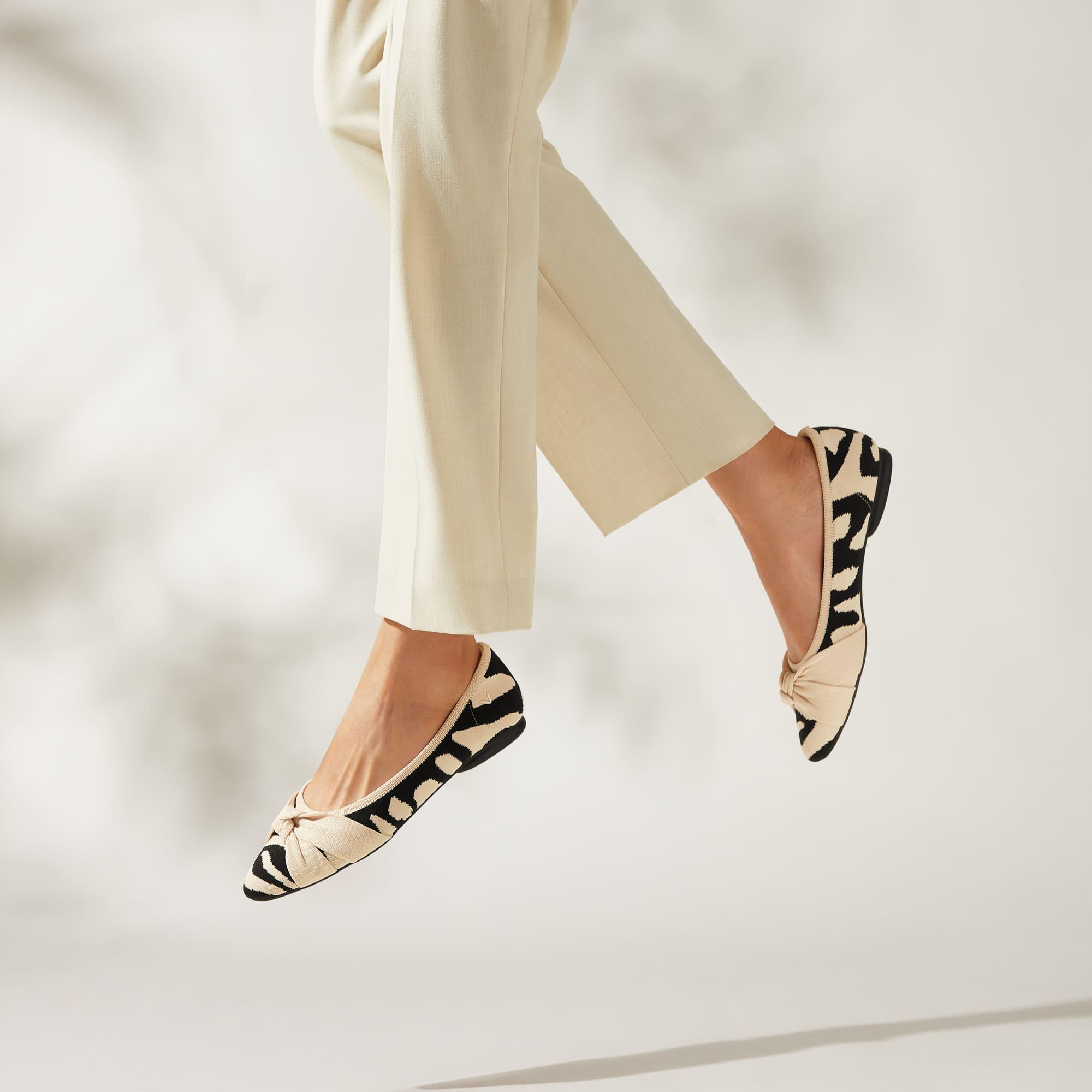 Bibi] アーモンドトゥ 結びデザイン フラットシューズ – VIVAIA JAPAN