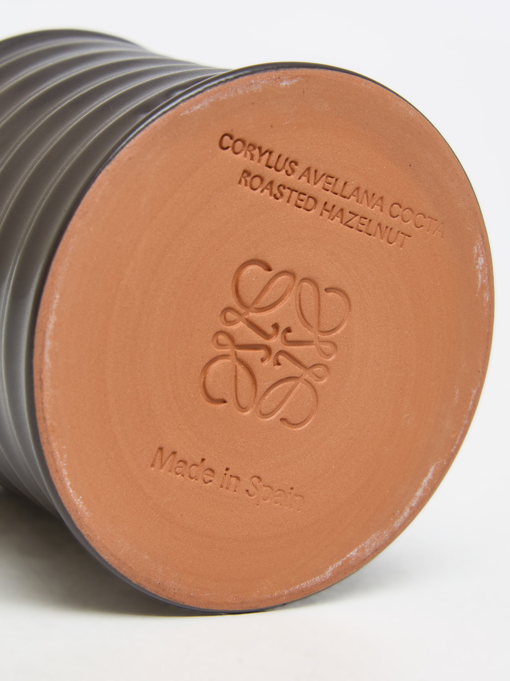 LOEWE - Roasted Hazelnut Candle - LW80729 – Voo Store