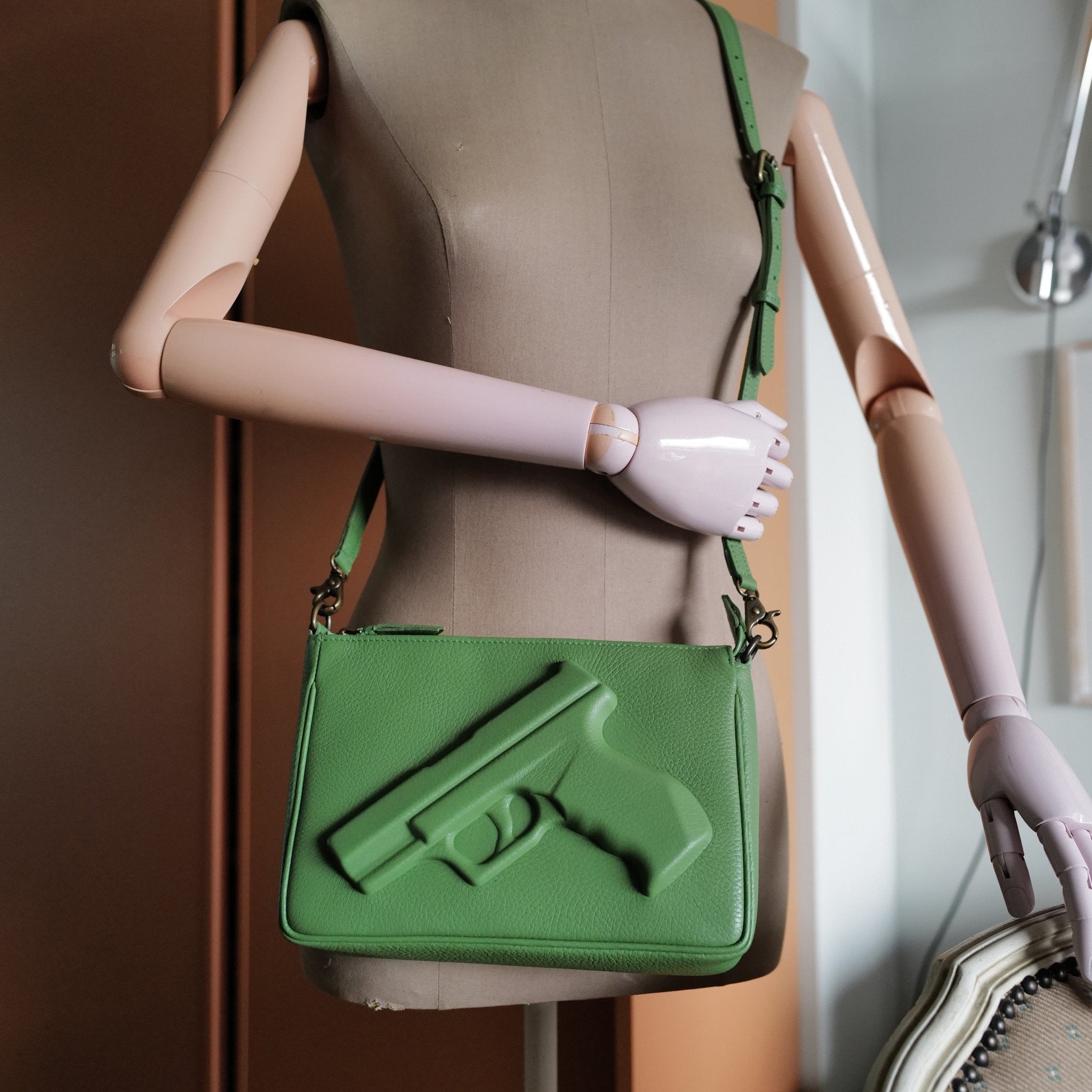 Purse Gun in Grass Green | Vlieger & Vandam