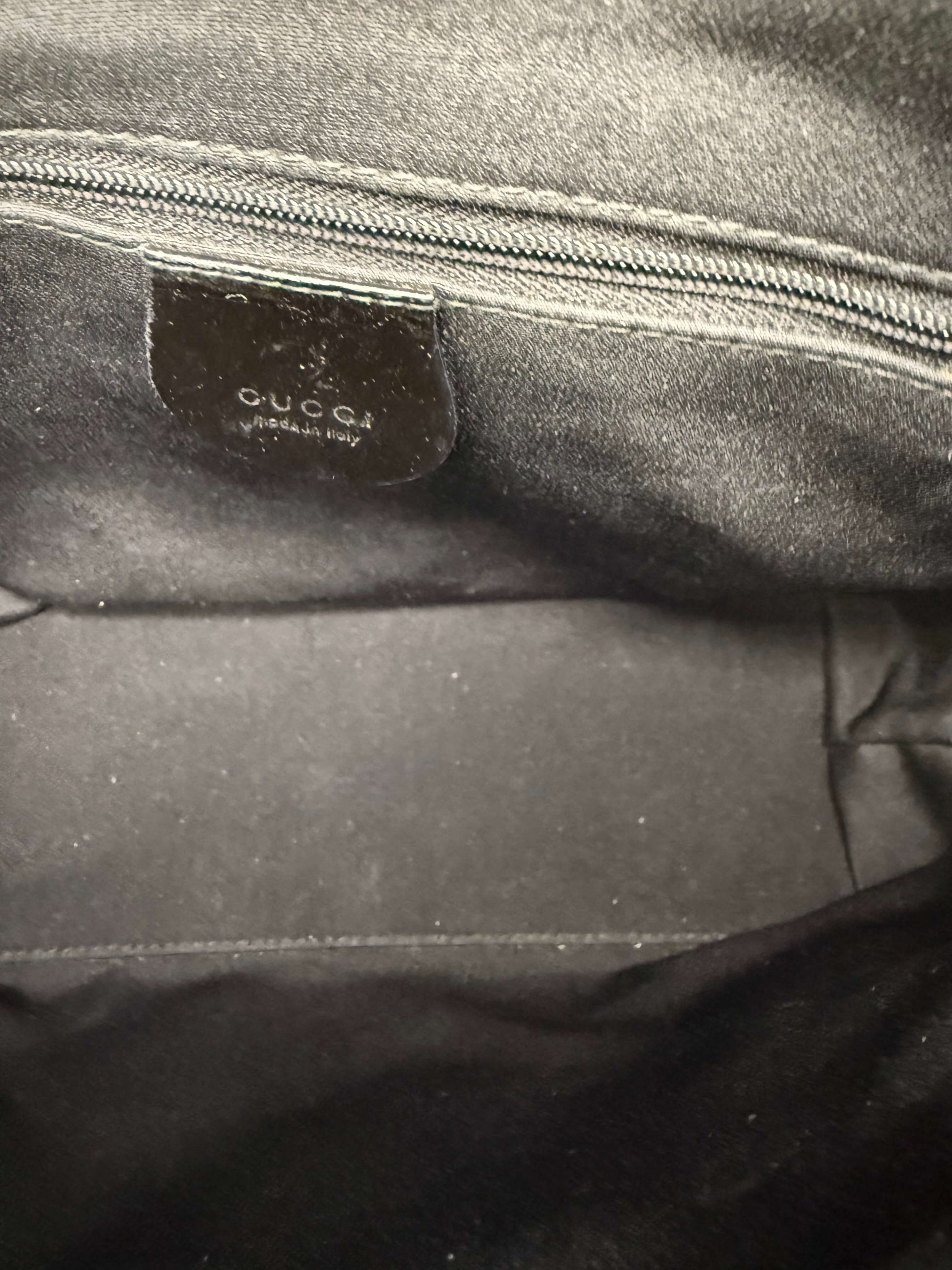 Gucci x Tom Ford Black Velvet Shoulder Bag – VLUXE Vault