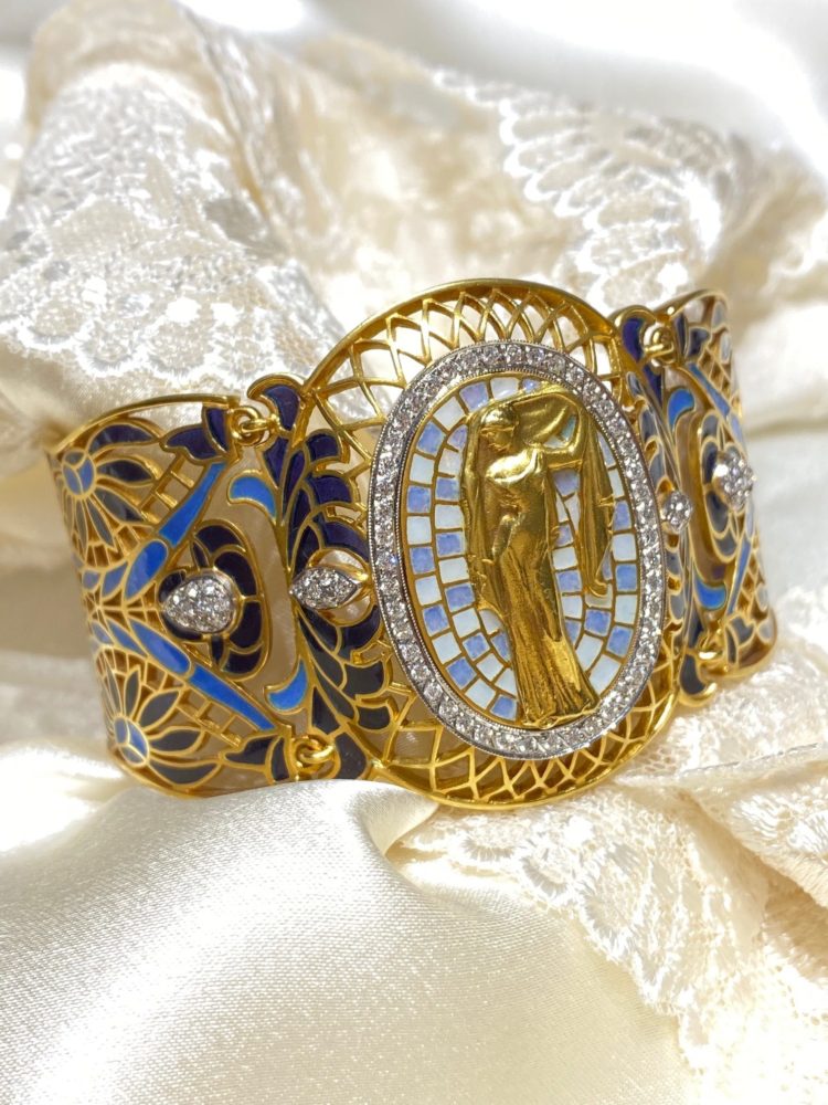 魅惑のスペインミュージアム』【WAKO】 | ジュエリーブランド WAKO