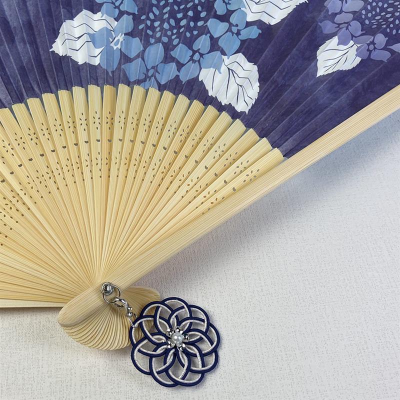 両面貼り 和柄扇子75型35間 紫陽花雫（あじさいしずく） | 谷口松雄堂