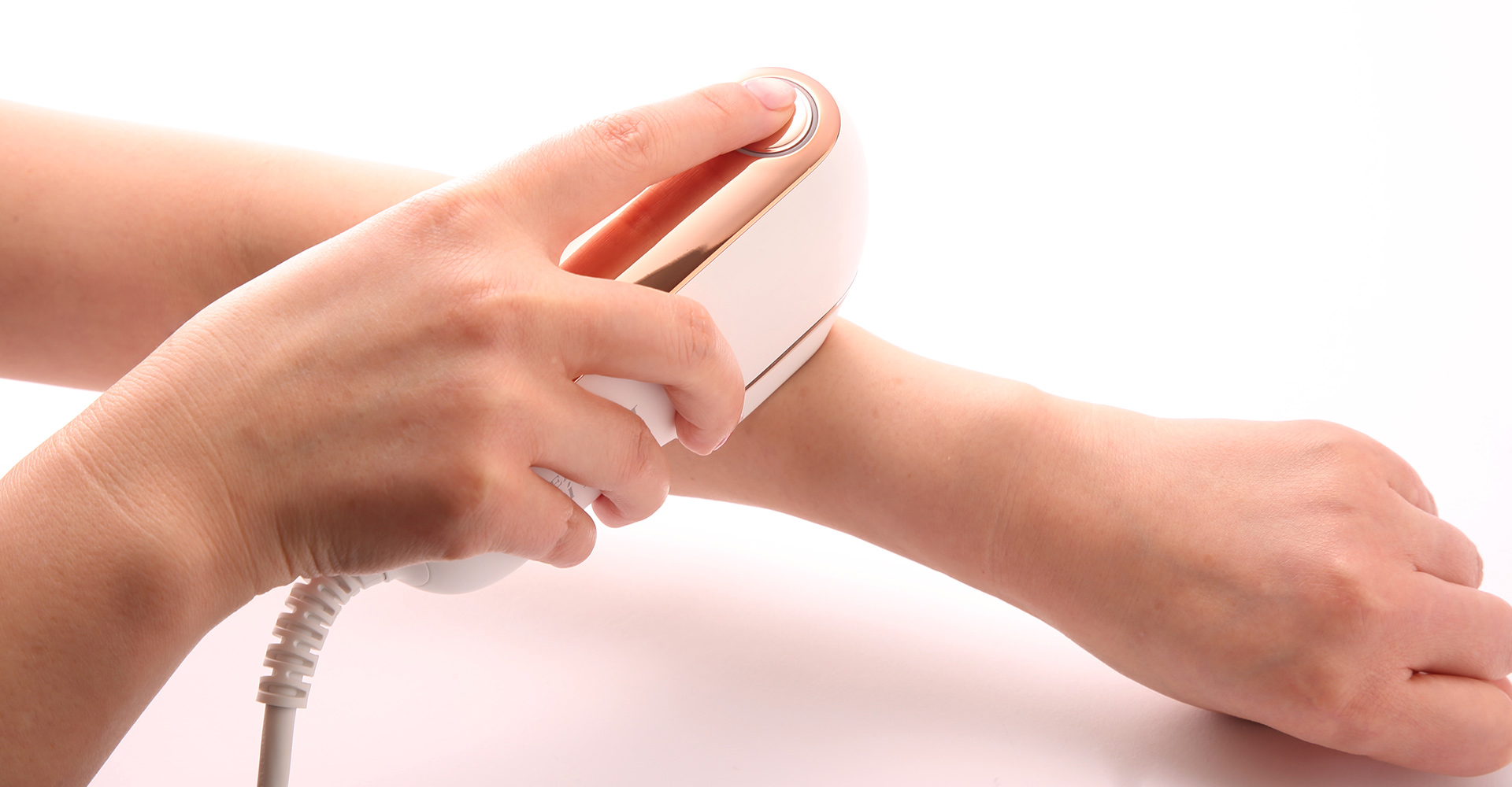 正規代理店】BiiTo2 家庭用ムダ毛ケア器 | サロン専売のシャンプー