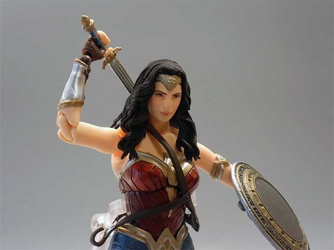 MAFEX ワンダーウーマン（ジャスティスリーグ）感想 | ウォルクラフト