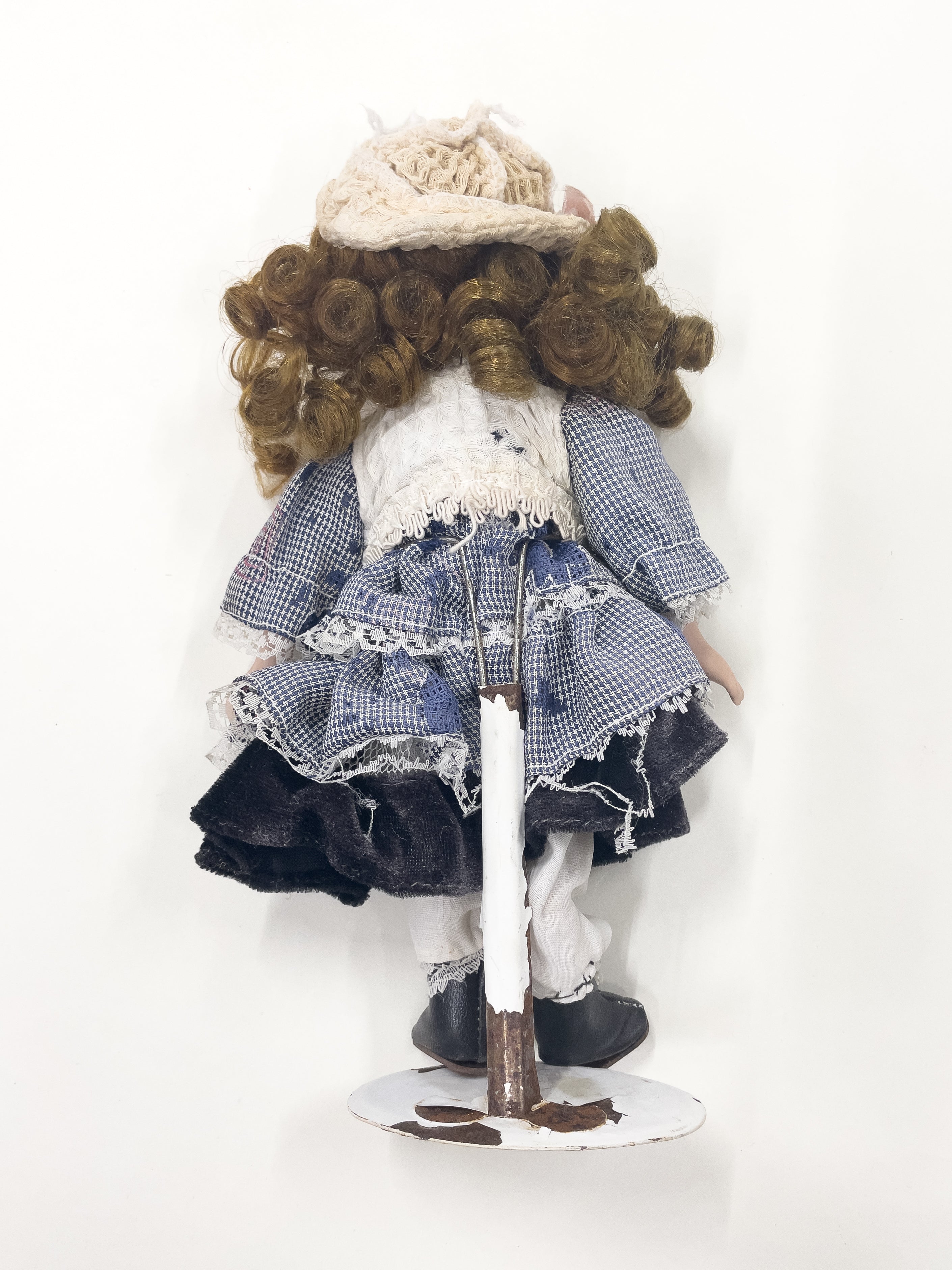 vintage doll – writtenbyby.com