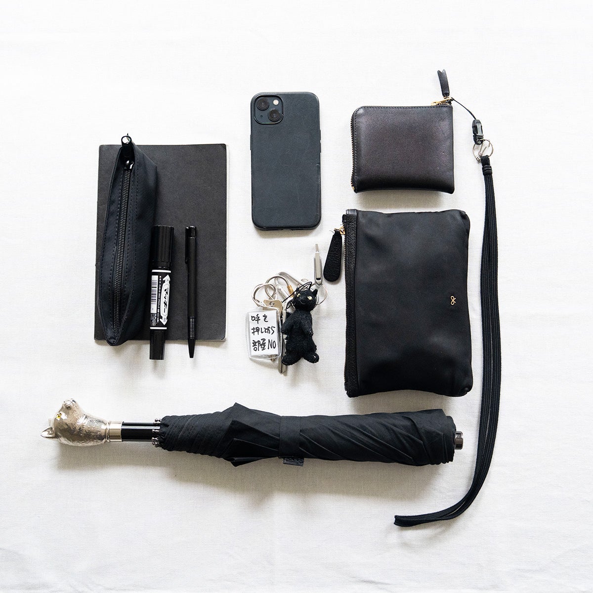 02 おなかにぴったり沿う安心感。 | ケサ ショルダーバッグ