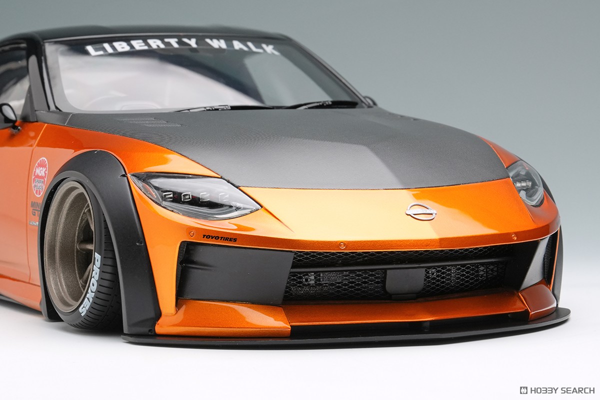 lb nation Fairlady Z(RZ34) (RS Watanabe 8spoke wheel) Candy Gold