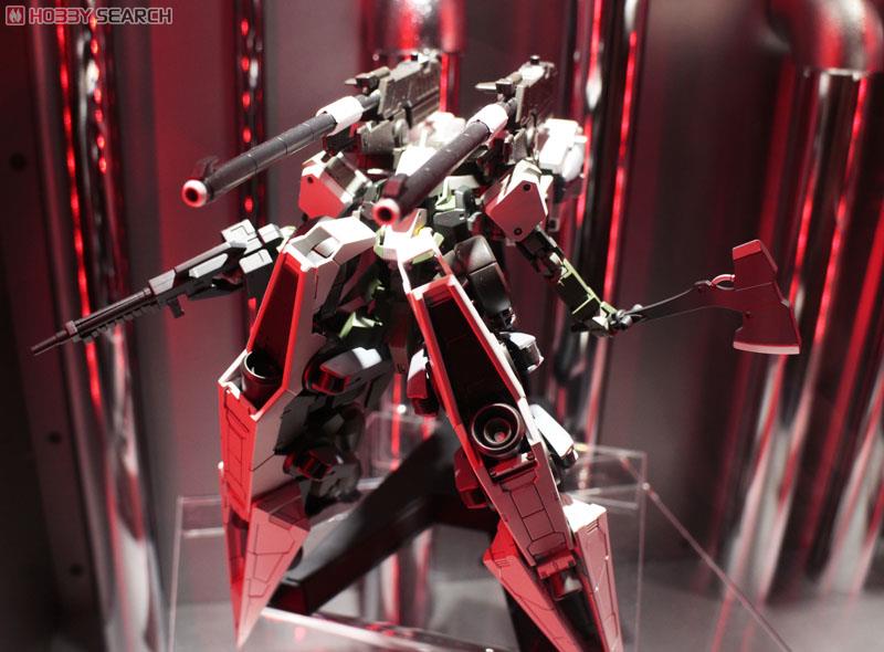 ガンダムバルバトス＆長距離輸送ブースター クタン参型 (HG) (ガンプラ