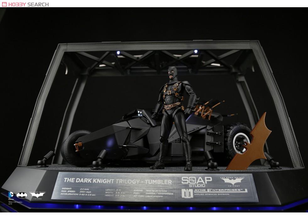 バットマン ダークナイト・トリロジー/ バットモービル タンブラー 1