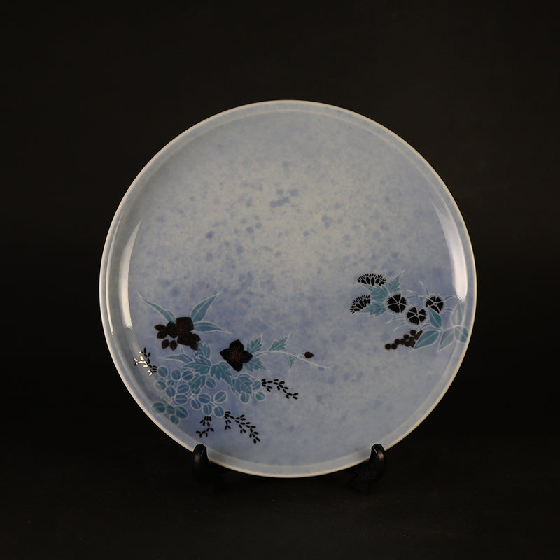 十四代今泉今右衛門 作 色絵吹墨墨はじき草花文皿 – ギャラリー一番館