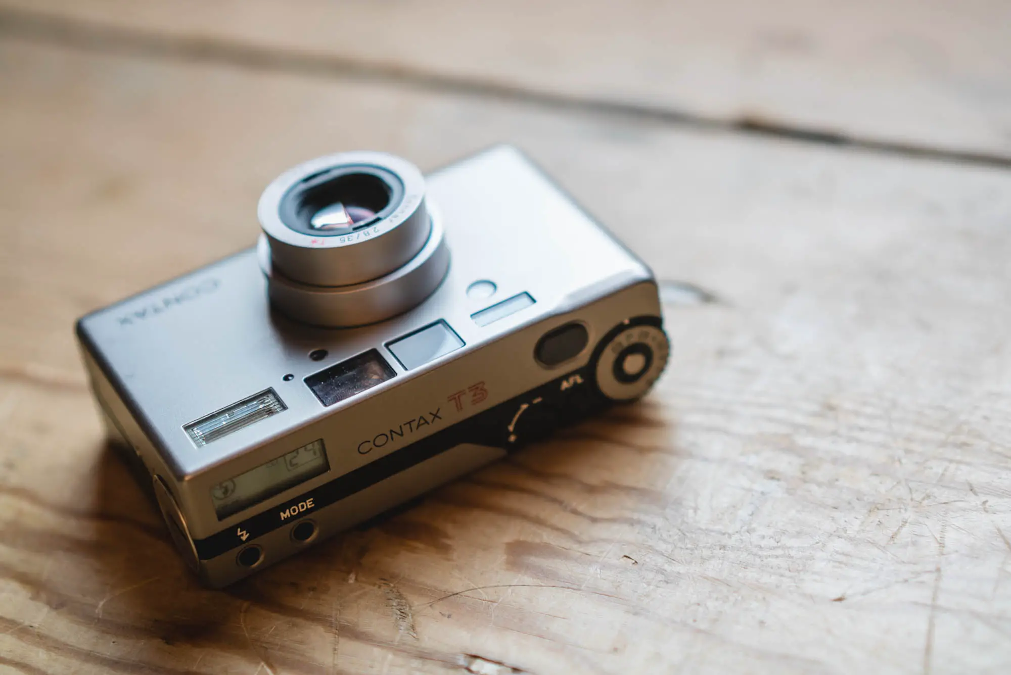 Contax T3 Review - A regular companion - 35mmc