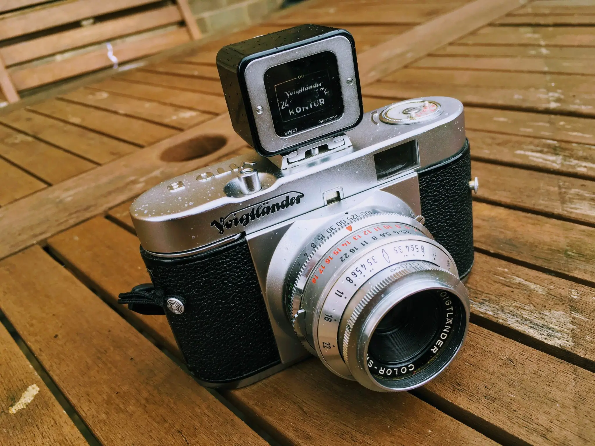 5 frames with a Voigtlander Vito B - by Richard Williams - 35mmc