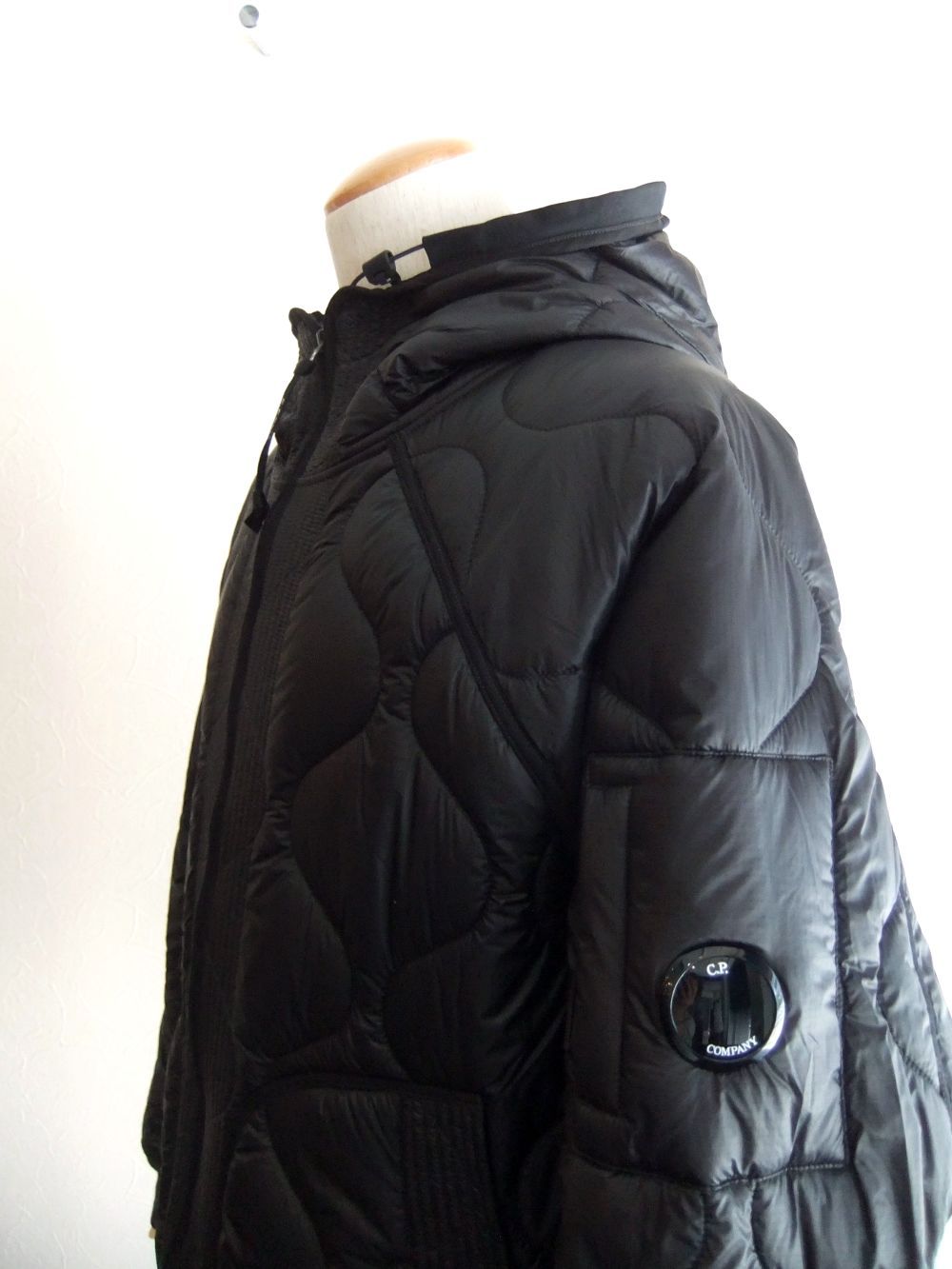 C.P. COMPANY - OUTERWEAR MEDIUM JACKET IN LINER フード付き