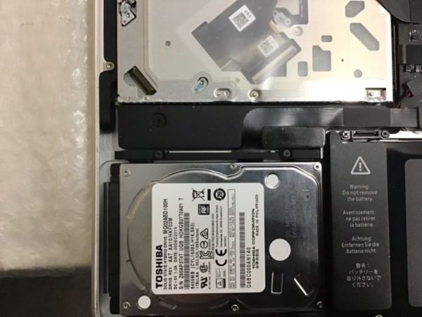 MacBook Pro (15-inch, Late 2011) SSD換装 - パソコン修理・データ