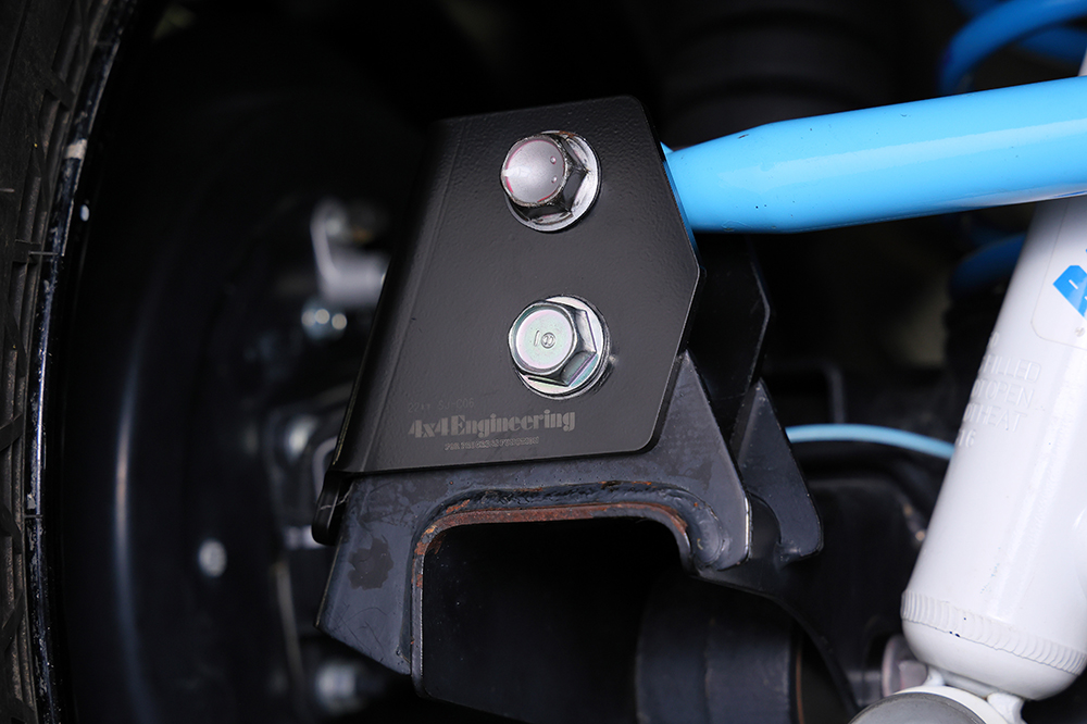 ランドクルーザー 150プラド/FJクルーザー用ラテラルアップブラケット