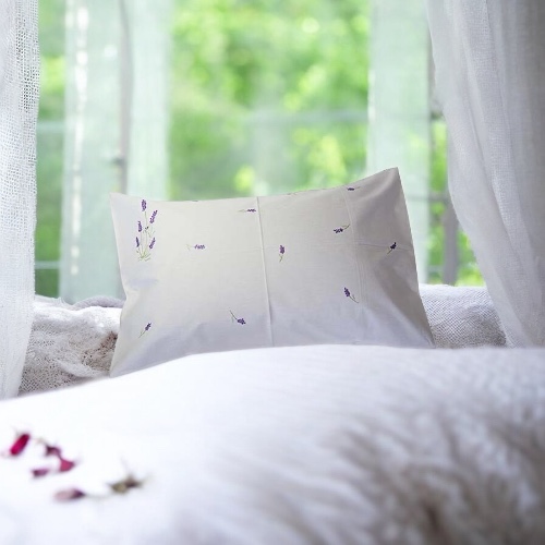 手刺繍ピローケース