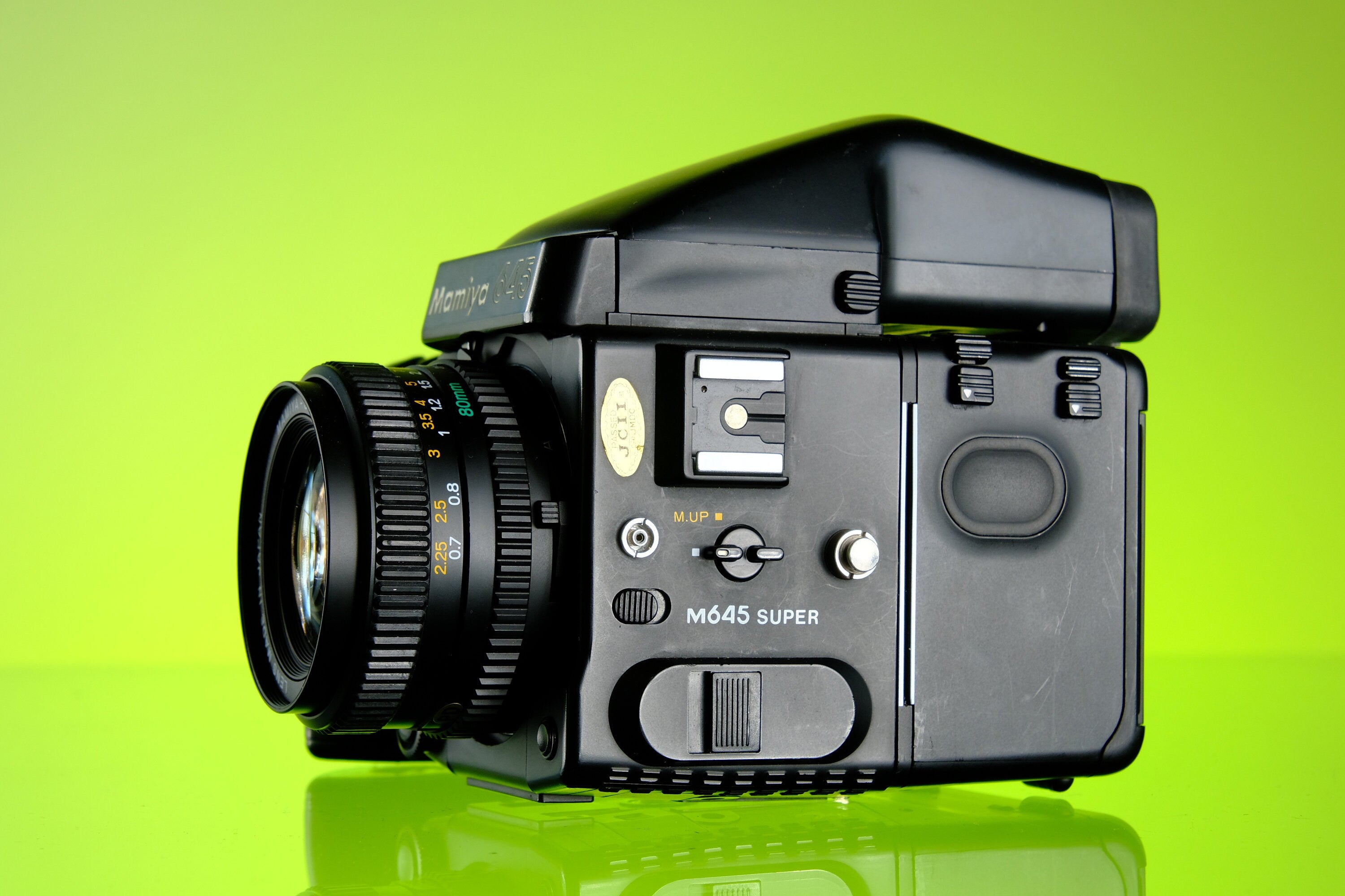 Mamiya m645 Super Medium Format SLR + 80mm f/2.8 Lens Tested