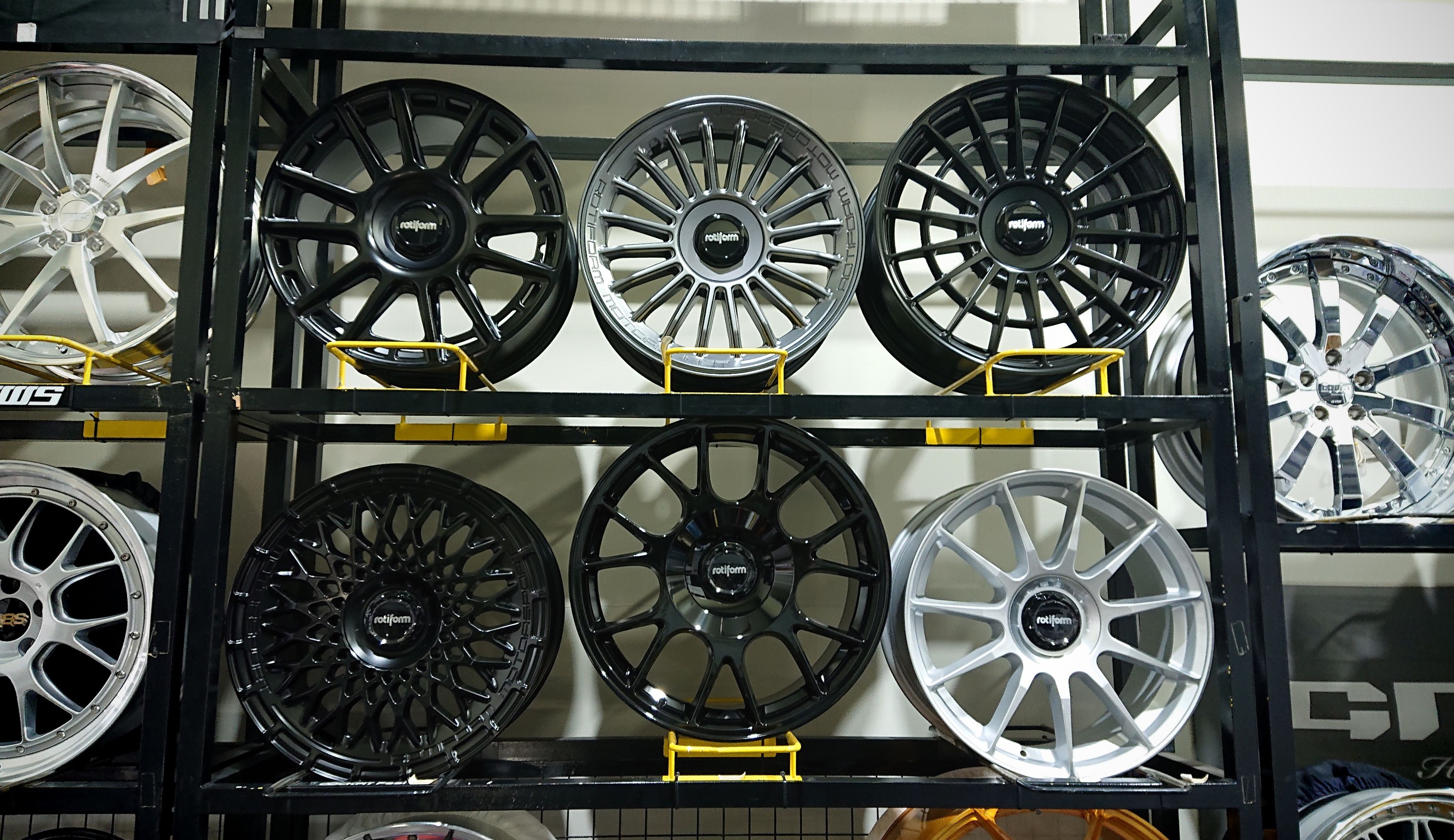 rotiform（ロティフォーム）コーナーに“新顔”が登場しました