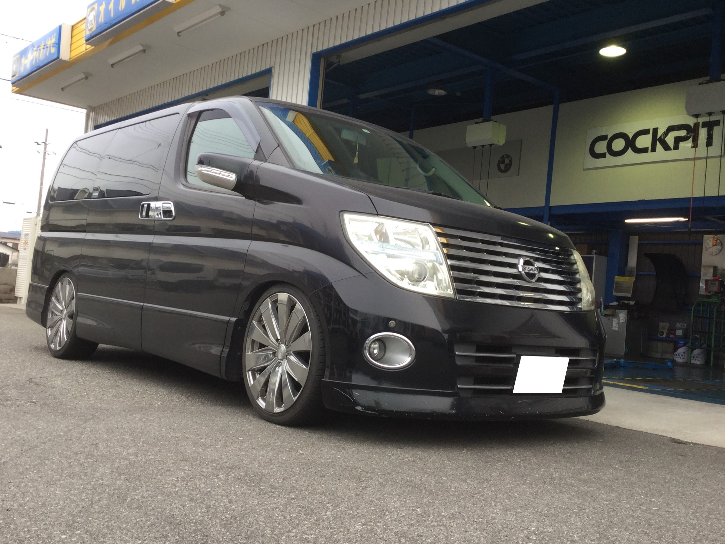 【COCKPITフェア】中盤戦！！ノリに乗ってます♪♪ E51 エルグランド