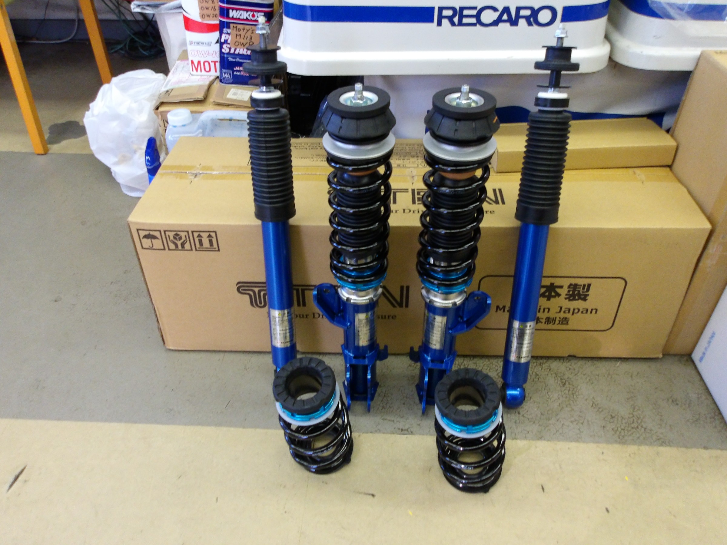 スイフトスポーツ（ZC33S）クスコ製車高調「street ZERO A」装着