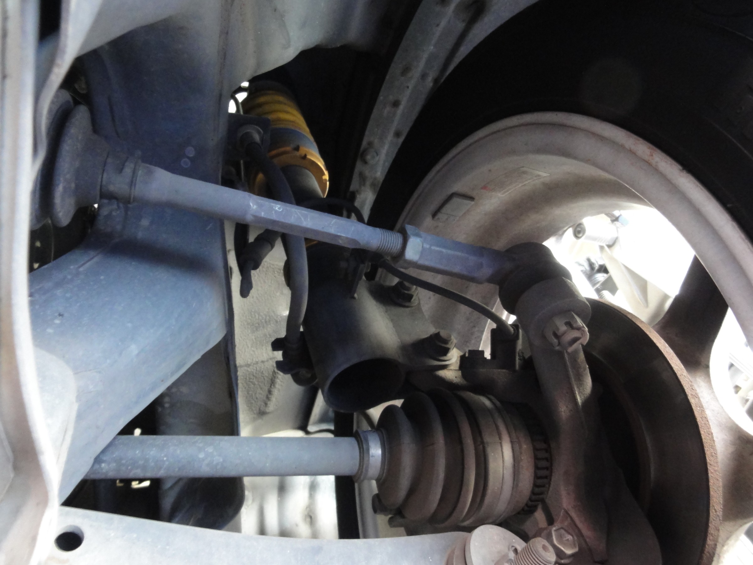 Kei（HN22S）ナビック製「トラクションブラケット」装着＆アライメント