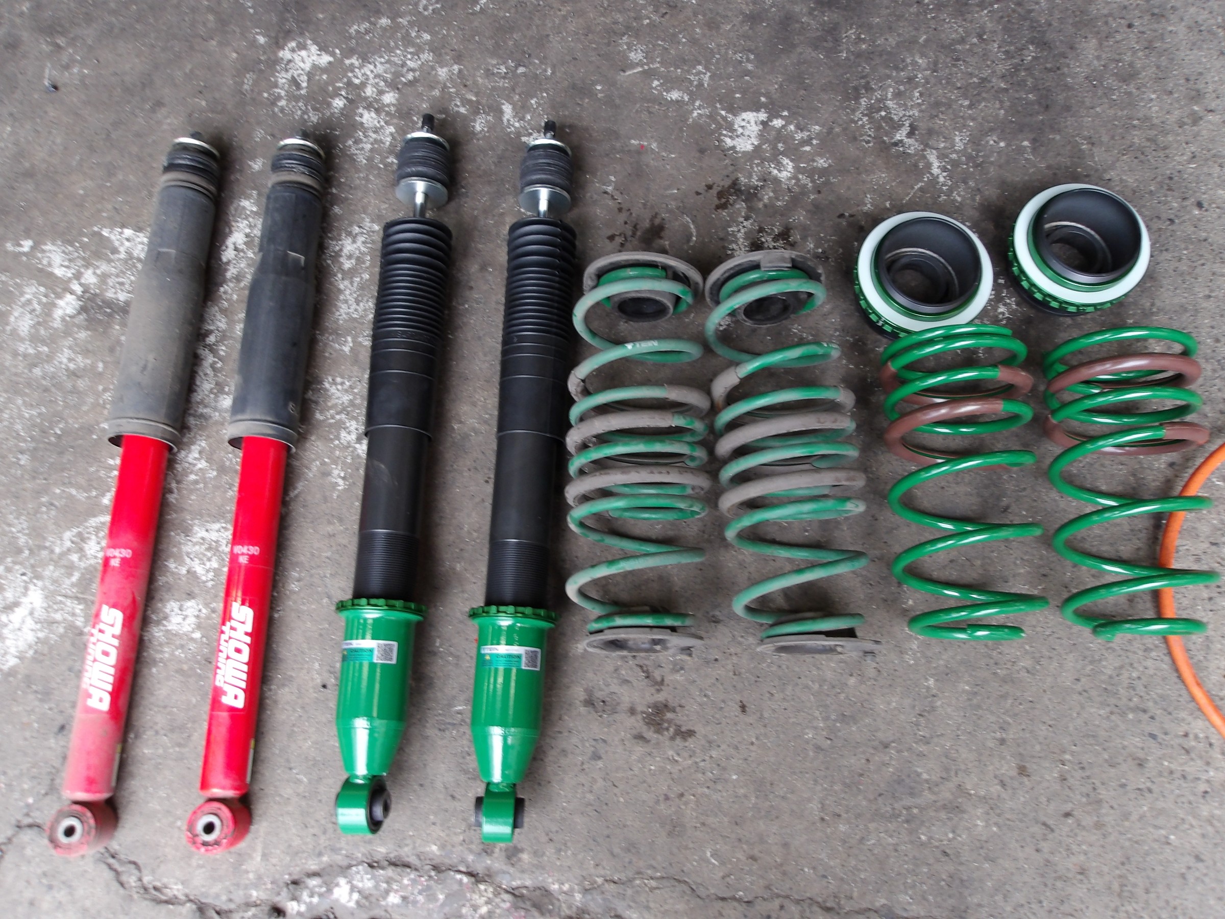 フィットRS（GE8）テイン製車高調「FLEX-Z」装着＆アライメント作業