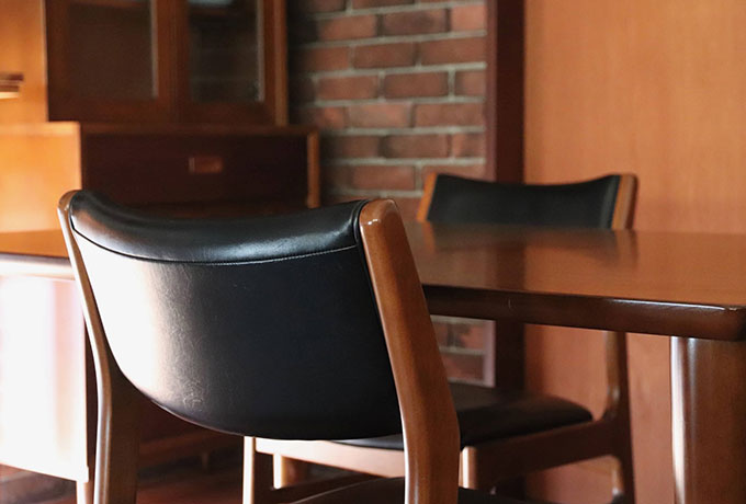 送料無料】カリモク60+ アームレスダイニングチェア スタンダード