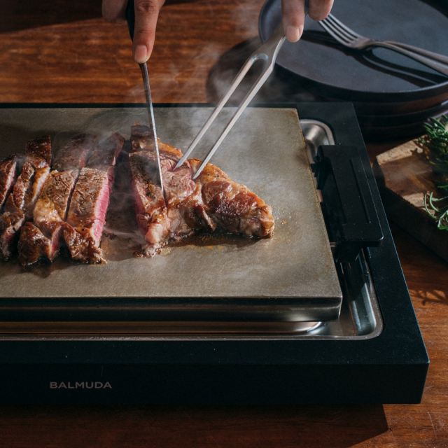 BALMUDA(バルミューダ)The Plate Pro ブラック[K10A-BK/JP] [CONCENT