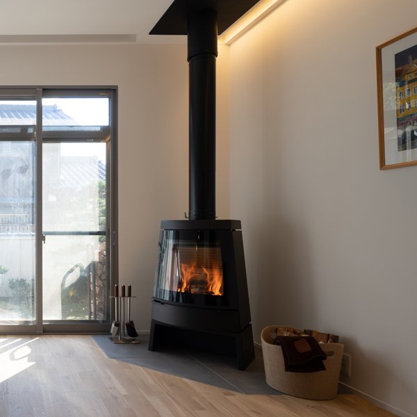 展示機の販売のお知らせ】憧れの薪ストーブを少しでもお得に手に入れ