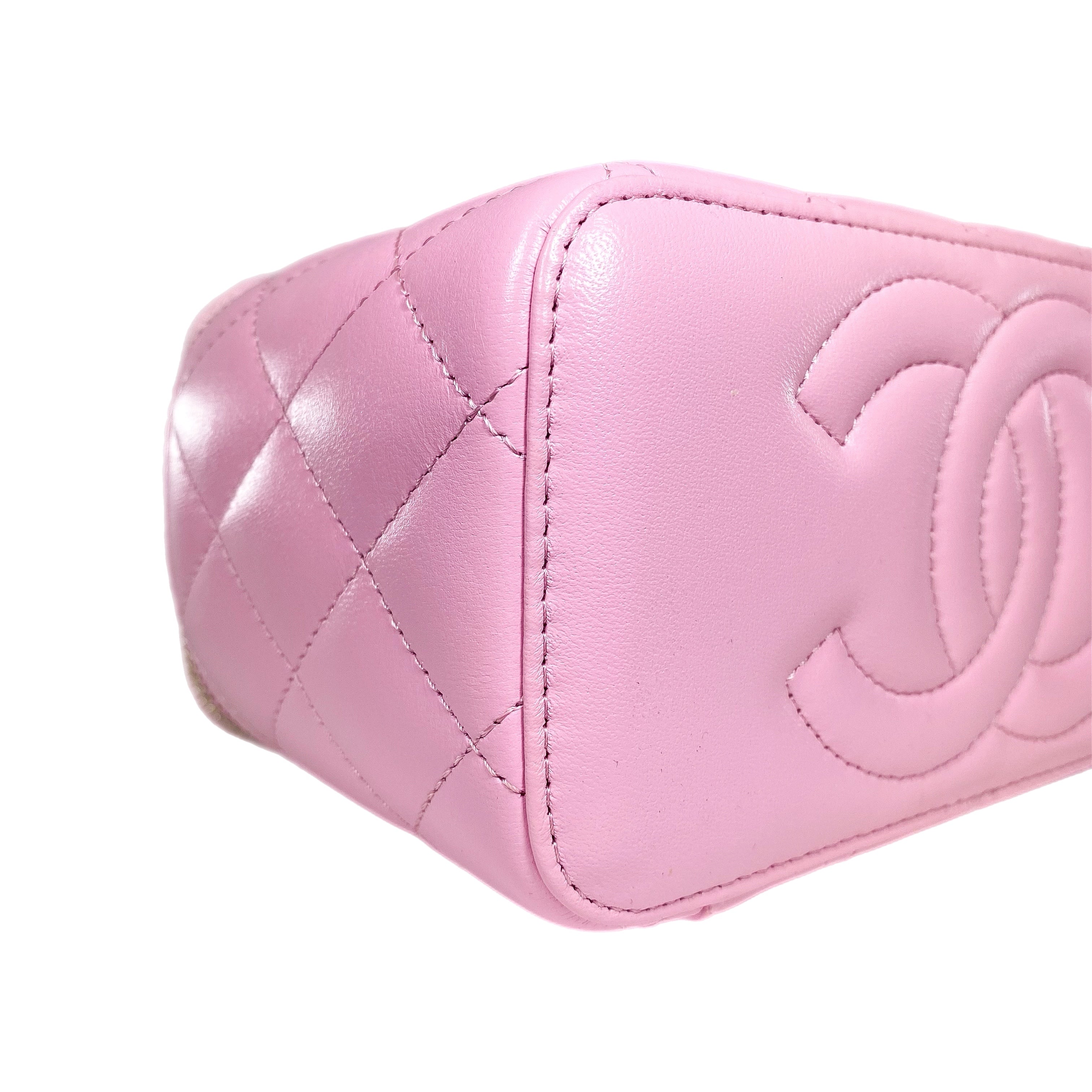 Chanel Pink Mint Green Vanity Case – Consign of the Times ™