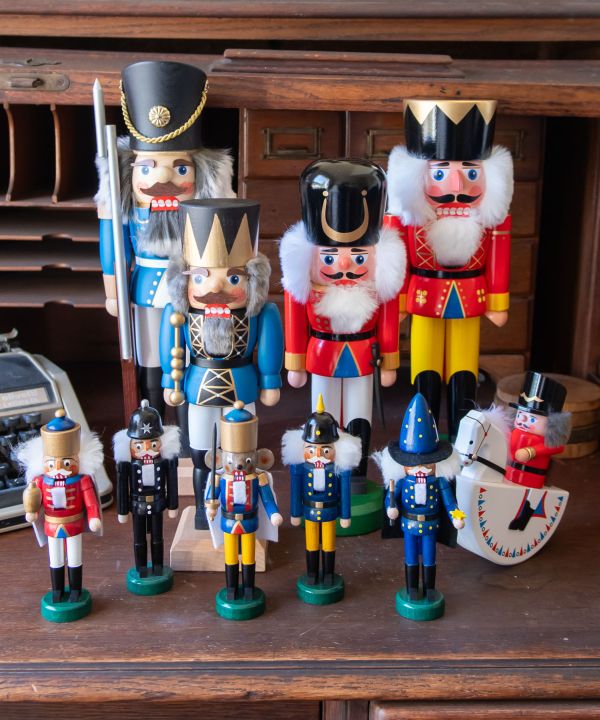 Fromドイツ】キングくるみ割り人形(RED): 『欧州航路』
