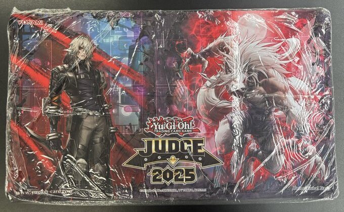 遊戯王 公式 プレイマット K9 ルプス JUDGE 2025 未開封 EU版 遊戯王