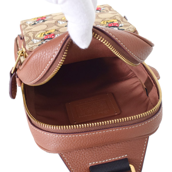 COACH コーチ 新品未使用品 タグ付き ミッキーパッチ ボディバッグ