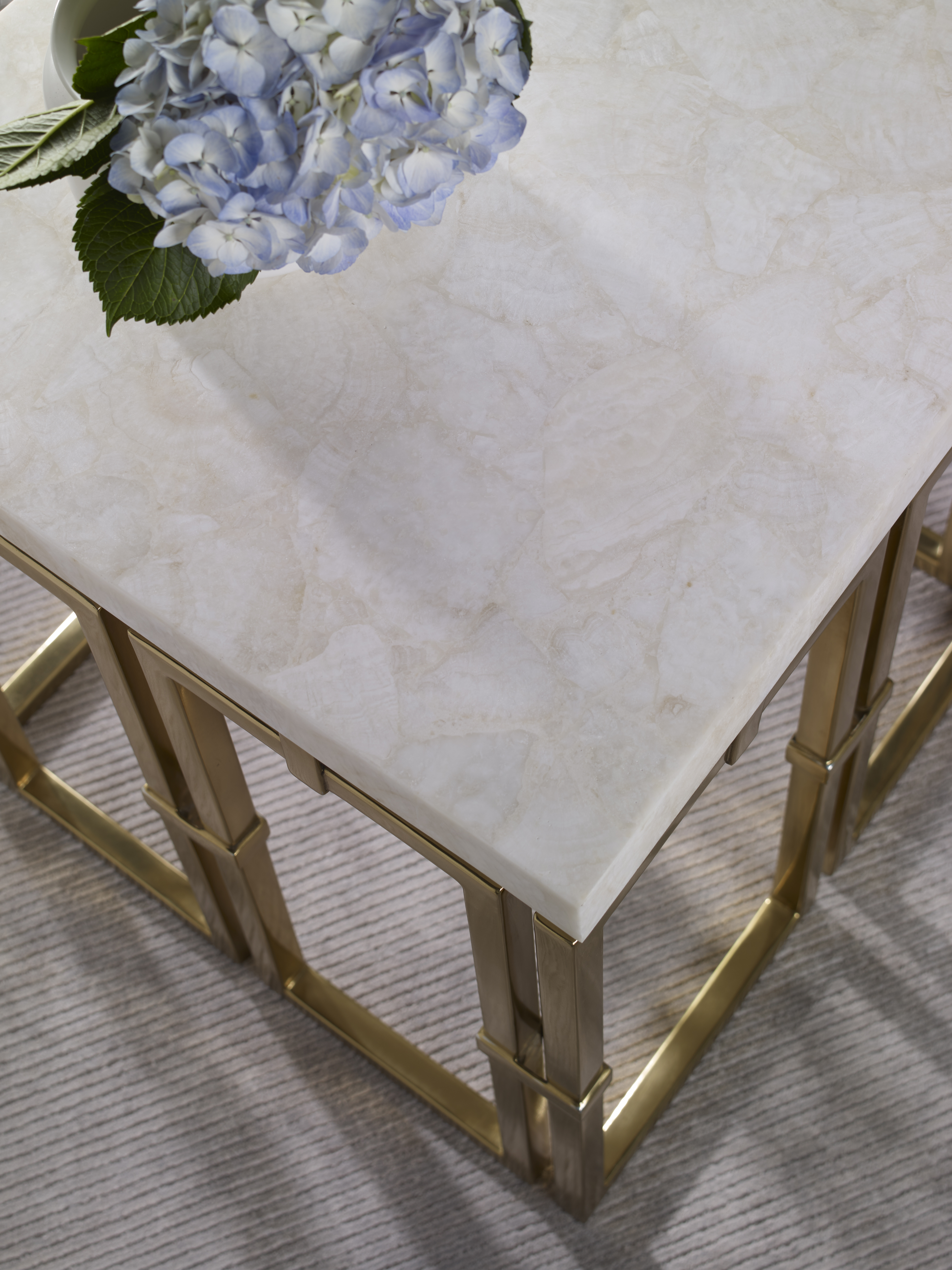 SF5474 - Links Cocktail Table