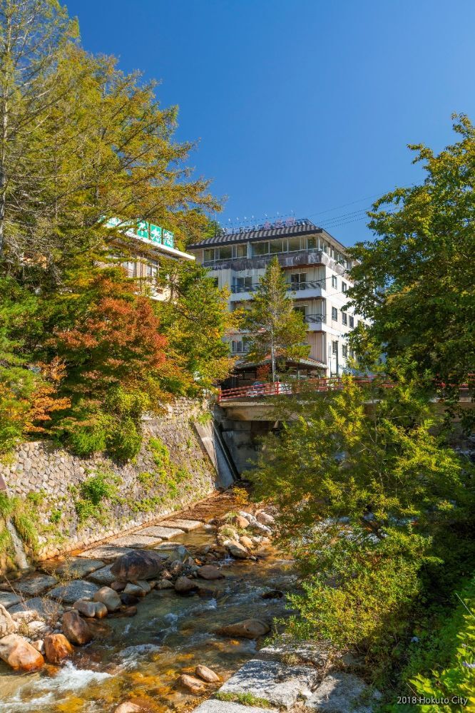 増富ラジウム温泉峡 - 山梨県北杜市公式サイト