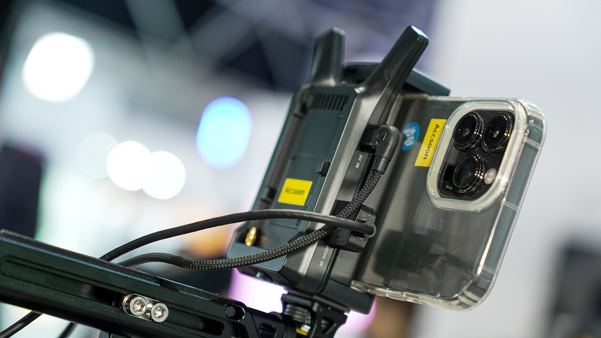 AccsoonがCineView Nanoを発表 - 小型で手頃なHDMIワイヤレス送信機