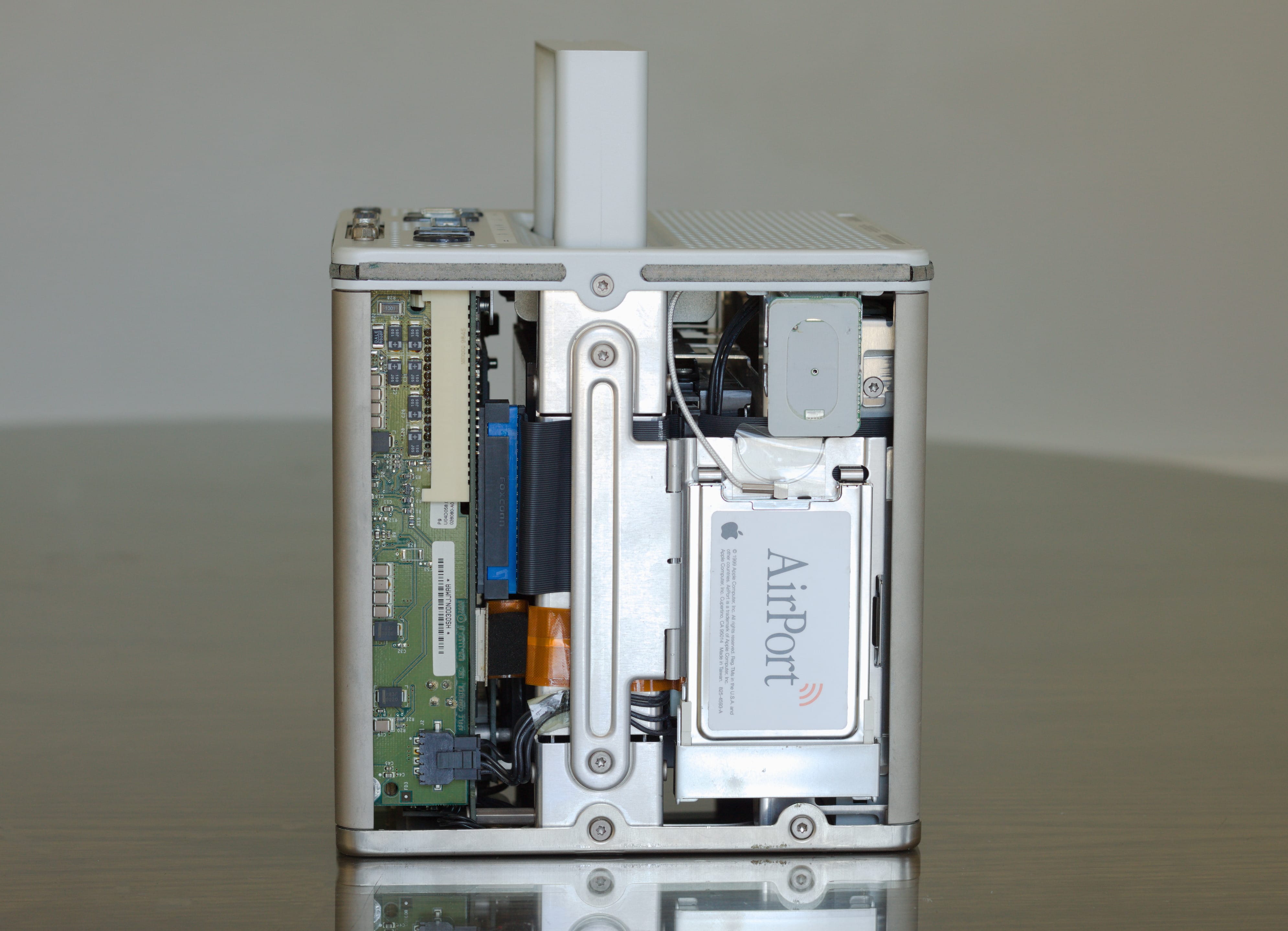 The Apple Power Mac G4 Cube In Pictures | Cracked the Code
