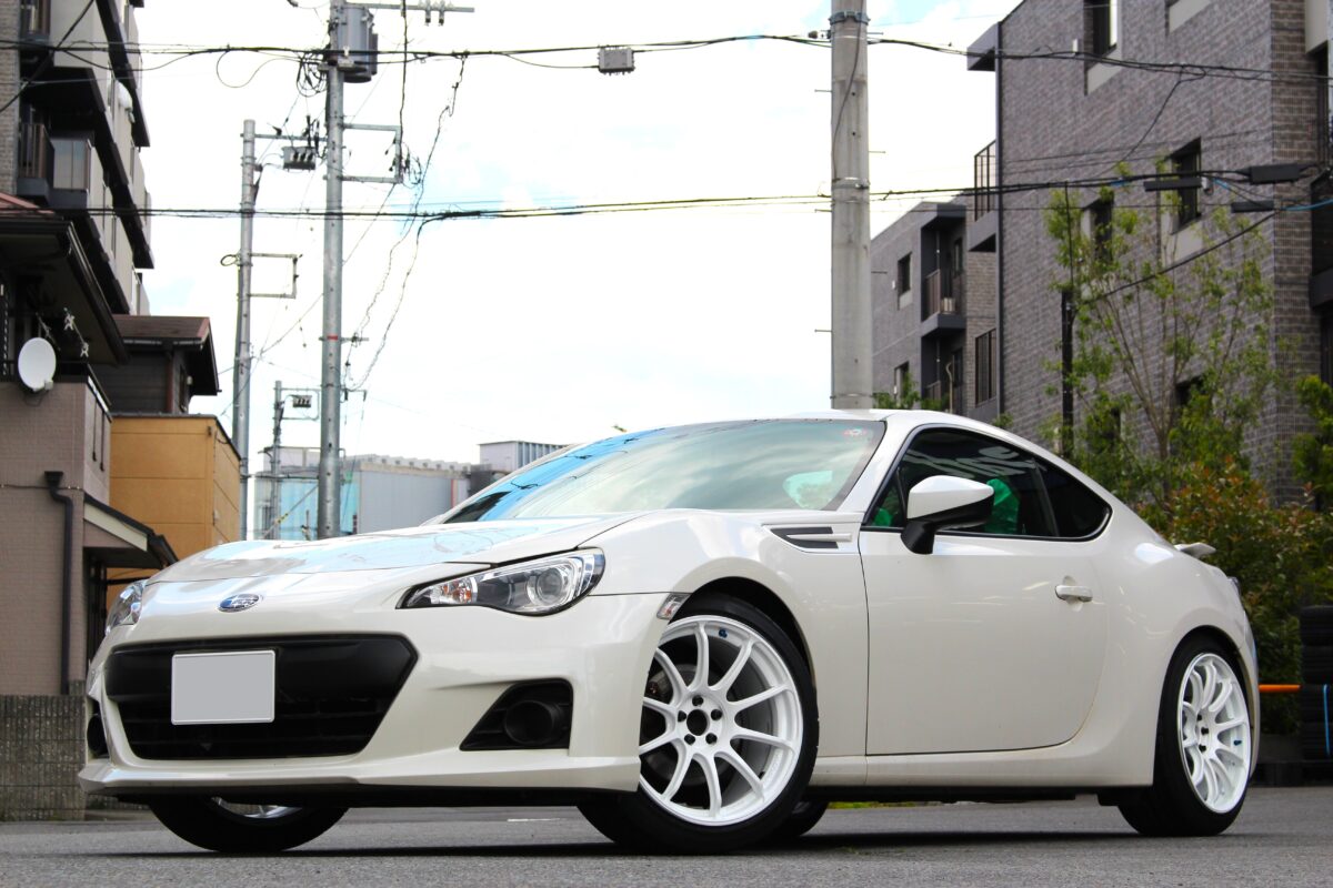 ツライチ！ZC6 BRZにアドバンRSⅢ 18インチ 9.5Jを装着！ | 相模原店