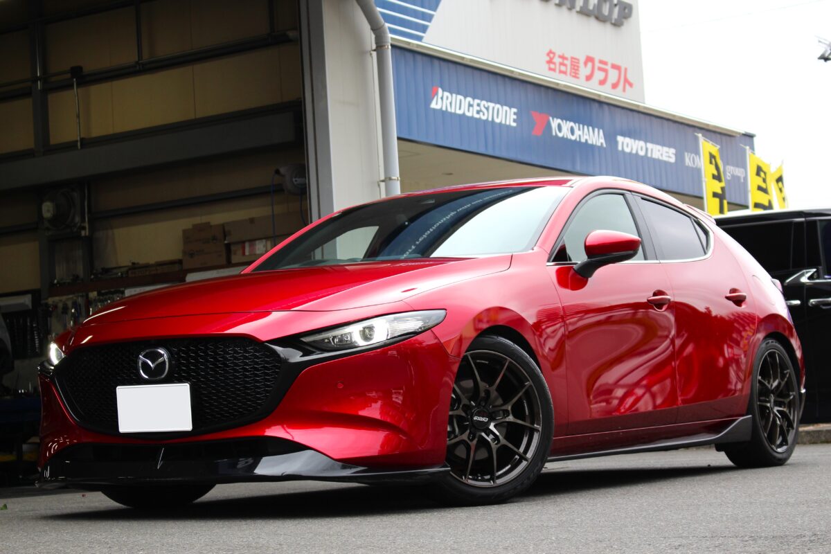MAZDA3にRAYS ボルク G025 限定カラーの18インチを装着！ | 相模原店