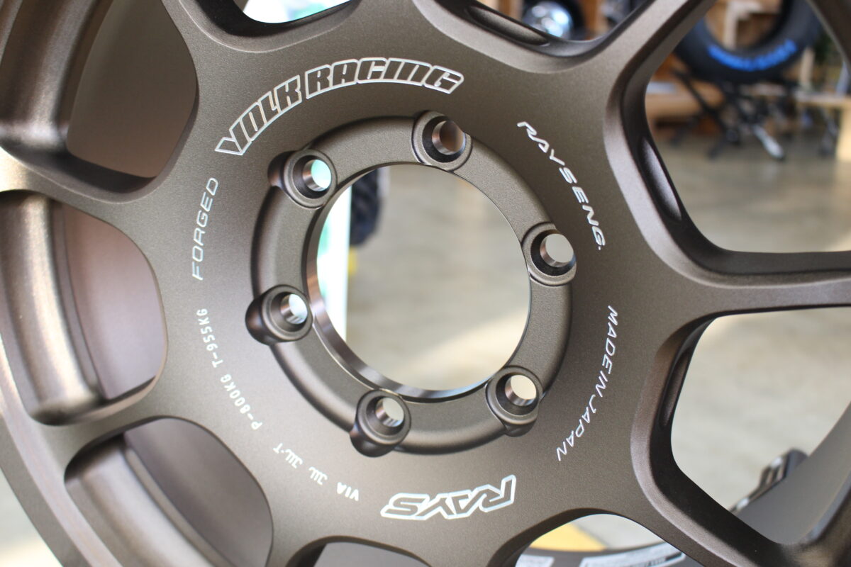 ランクル250オーナー様へ！ボルクレーシング ZE40X ブロンズカラー